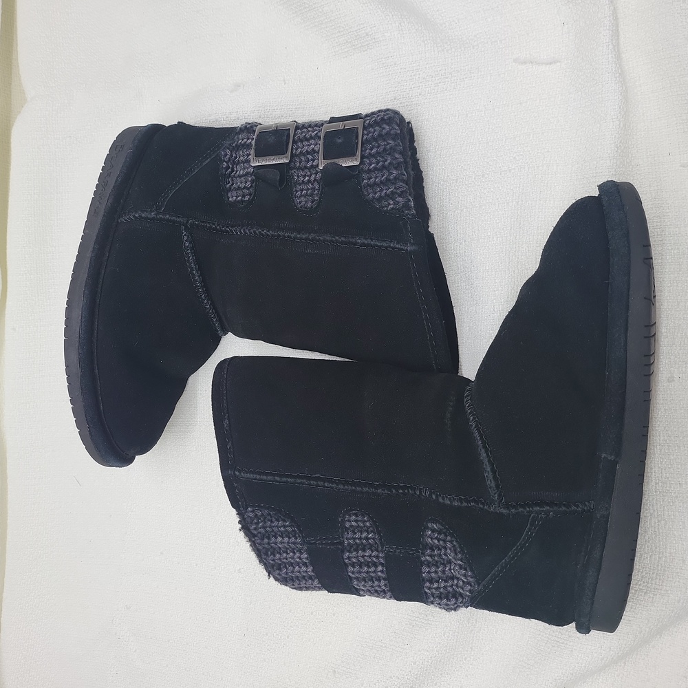 Bearpaw Boshie Boots Youth Size 2, Black